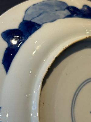 Two Chinese blue and white plates with figural design, Wanli and Kangxi mark, Kangxi — 照片 9