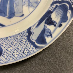 Two Chinese blue and white 'Romance of the Western Chamber' plates, Kangxi — photo 4