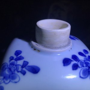 Two Chinese blue and white square tea caddies and covers, Kangxi — 照片 22