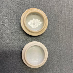 Two Chinese blue and white tea caddies and covers, Kangxi — photo 14