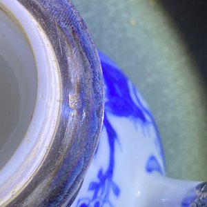 Two Chinese blue and white teapots and a cream jug, Yongzheng — photo 8
