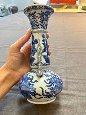 Two Chinese blue and white vases after Venetian glass models and a 'horses' bowl, Kangxi — 照片 17