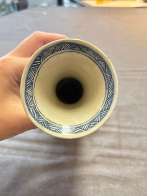 Two Chinese blue and white vases after Venetian glass models and a 'horses' bowl, Kangxi — 照片 18
