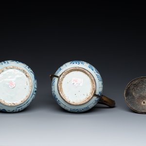 Two Chinese blue and white vases with bronze mounts for the Islamic market, Wanli — photo 7