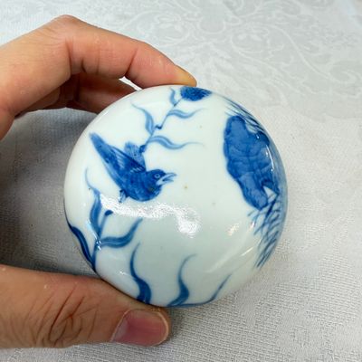 Two Chinese blue and white Wang Bu-style seal paste boxes and covers — photo 14
