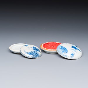 Two Chinese blue and white Wang Bu-style seal paste boxes and covers — photo 2