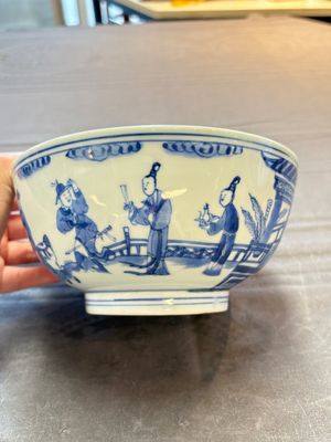 Two Chinese blue and white 'Xi Xiang Ji' and 'Eight Immortals' bowls, Ruo Shen Zhen Cang 若深珍藏 mark, Yongzheng and later — photo 12