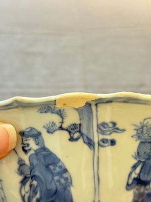 Two Chinese blue and white 'Xi Xiang Ji' and 'Eight Immortals' bowls, Ruo Shen Zhen Cang 若深珍藏 mark, Yongzheng and later — photo 7