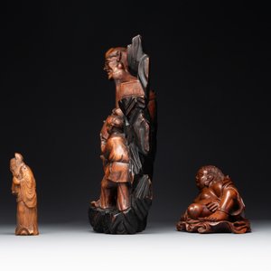 Two Chinese boxwood sculptures of Luohan and Liuhai and a bamboo sculpture of a sage, 17/19th C. — 照片 2