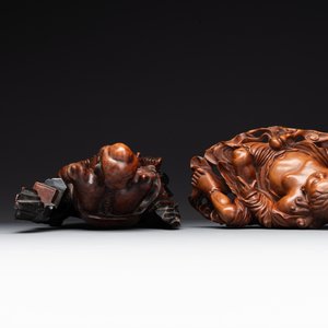 Two Chinese boxwood sculptures of Luohan and Liuhai and a bamboo sculpture of a sage, 17/19th C. — 照片 5