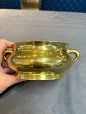 Two Chinese bronze censers and stands, Xuande mark, 19th C. — foto 4