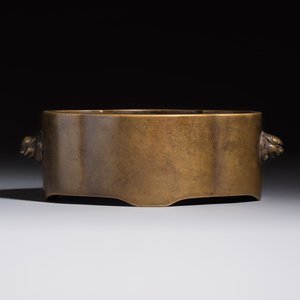 Two Chinese bronze censers, one with a wooden cover,  Ti An 惕庵 mark, 19th C. — photo 8