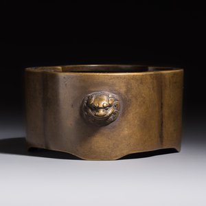 Two Chinese bronze censers, one with a wooden cover,  Ti An 惕庵 mark, 19th C. — photo 9