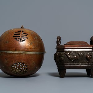 Two Chinese bronze censers, two seals and an inscribed box and cover, 19/20th C. — 照片 2