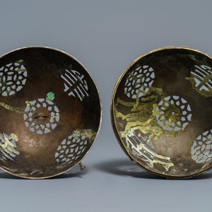 Two Chinese bronze censers, two seals and an inscribed box and cover, 19/20th C. — 照片 5