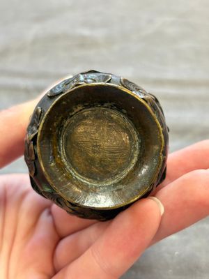 Two Chinese bronze miniature vases, Yuan/Ming — 照片 12