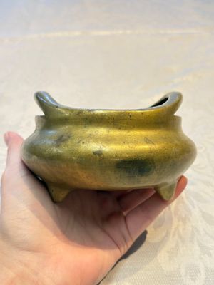 Two Chinese bronze tripod censers, Xuande and double-vajra mark, 19th C. — foto 10