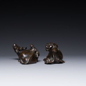Two Chinese bronze water droppers, Ming/Qing — 照片 3