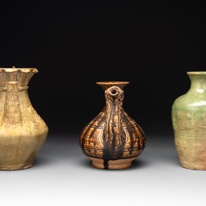 Two Chinese brown-glazed ewers and a celadon-glazed vase, one ewer dated 1571 with a Longqing mark, Qing and later — photo 5