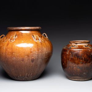 Two Chinese brown-glazed jars, Ming/Qing — photo 4
