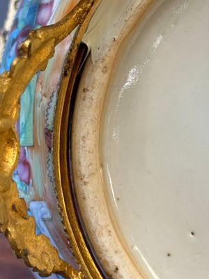 Two Chinese Canton famille rose bowls with gilt bronze mounts, 19th C. — 照片 22