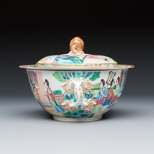 Two Chinese Canton famille rose covered bowls with figural design — photo 3
