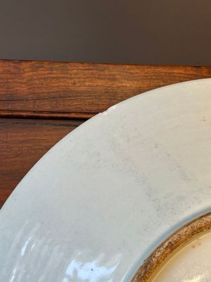Two Chinese Canton famille rose dishes with figural design, 19th C. — 照片 10