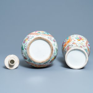 Two Chinese Canton famille rose vases, 19th C. — photo 6