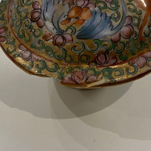 Two Chinese Canton famille rose vases, 19th C. — photo 8