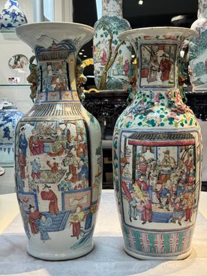 Two Chinese Canton famille rose vases with narrative design, 19th C. — photo 3