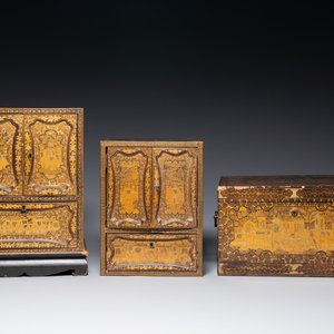 Two Chinese Canton gilt black lacquer miniature cabinets and a box, 19th C. — photo 2