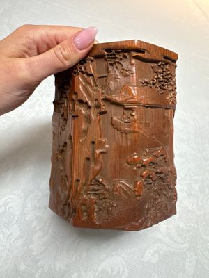 Two Chinese carved bamboo brushpots, 19/20th C. — photo 18