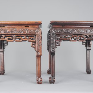 Two Chinese carved hongmu wood marble top vase stands, 19th C. — 照片 2