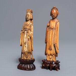 Two Chinese carved ivory figures of court ladies, Ming — 照片 7