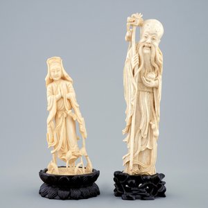 Two Chinese carved ivory figures on wooden base depicting Shou Lao and Guanyin, ca. 1900 — photo 2