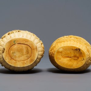 Two Chinese carved ivory snuff bottles, 19th C. — photo 5