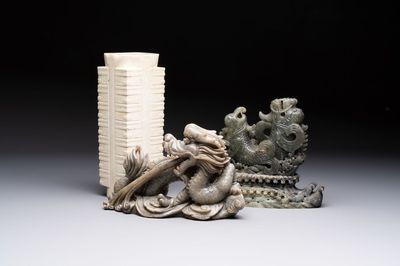 Two Chinese carved jade groups and a jade ritual 'cong' vase, 20th C.