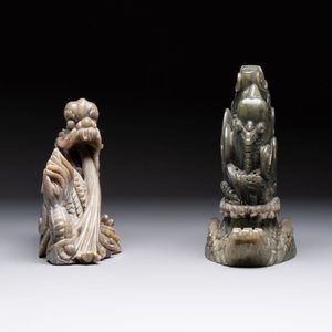 Two Chinese carved jade groups and a jade ritual 'cong' vase, 20th C. — 照片 5