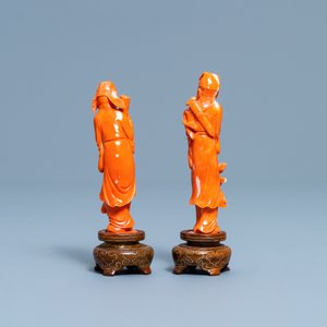 Two Chinese carved red coral figures of immortals, 19/20th C. — 照片 4