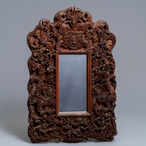 Two Chinese carved wood frames with dragons and figures, ca. 1900 — 照片 2