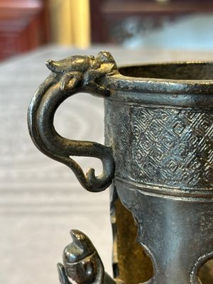 Two Chinese Chinese bronze cylindrical incense stick holders and a covered censer, Yuan/Ming and Qing — photo 23