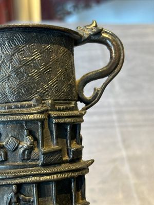 Two Chinese Chinese bronze cylindrical incense stick holders and a covered censer, Yuan/Ming and Qing — photo 29