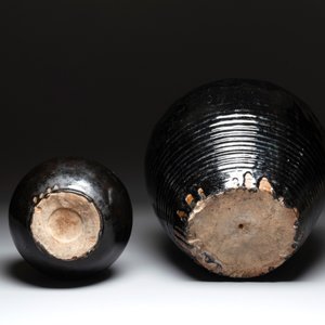 Two Chinese Cizhou black-glazed jars, 17/18th C. — photo 4