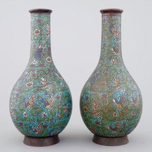 Two Chinese cloisonne bottle-shaped vases, 18/19th C. — foto 3