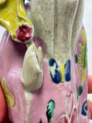 Two Chinese Dehua blanc-de-Chine Buddhist lions, three famille rose figures, and a white-glazed group, Kangxi and later — photo 34