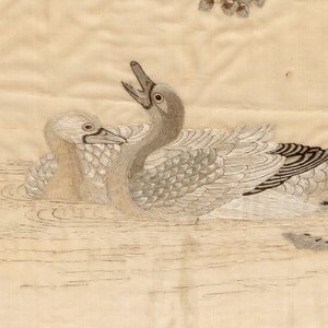 Two Chinese embroidered silk panels, 19/20th C. — 照片 6