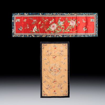 Two Chinese embroidered silk panels with floral design, 19/20th C.