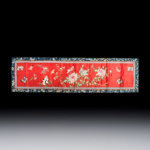 Two Chinese embroidered silk panels with floral design — photo 4