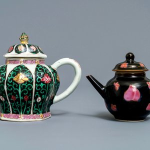 Two Chinese famille noire teapots and covers, Yongzheng/Qianlong — 照片 3
