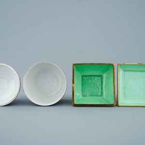 Two Chinese famille rose and Canton enamel cups and saucers and covered boxes, 19/20th C. — 照片 6